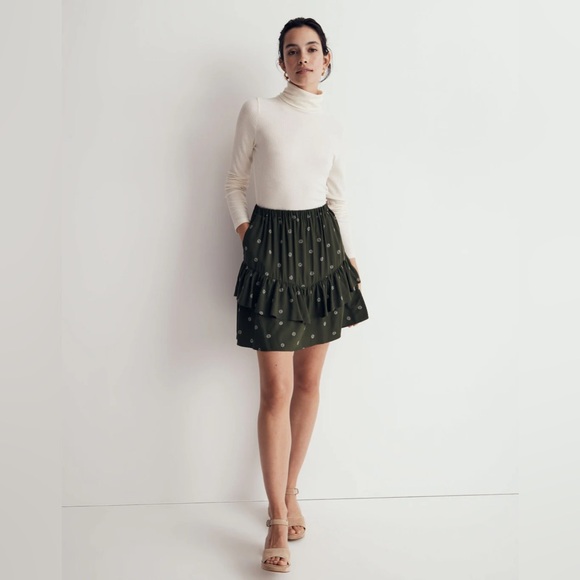 NWT Madewell Pull-On Ruffle Tiered Mini Skirt in Dot Daisies, Size M - Picture 2 of 9